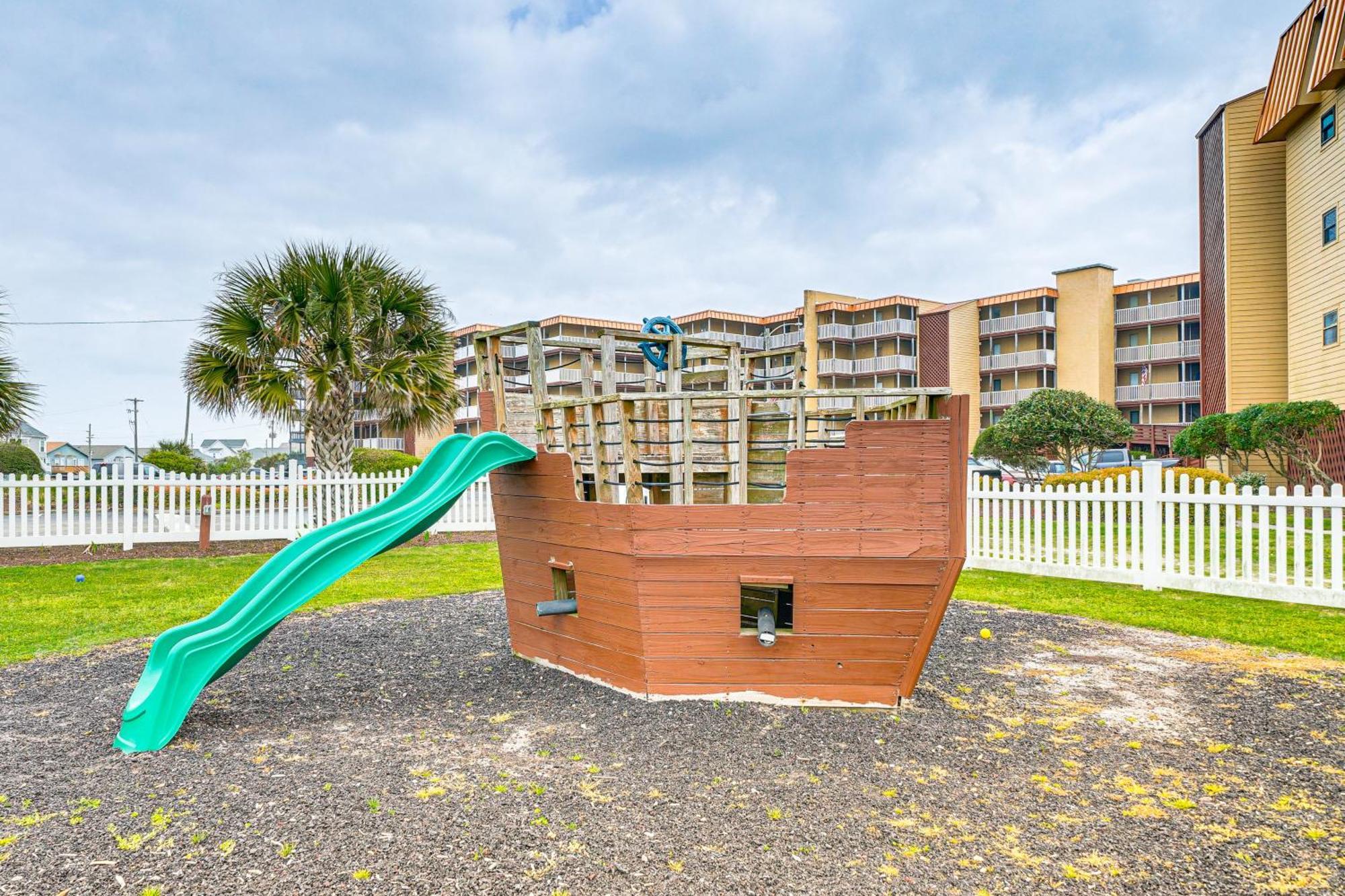 Steps To The Beach Oceanfront Condo With Lanai! North Topsail Beach Dış mekan fotoğraf